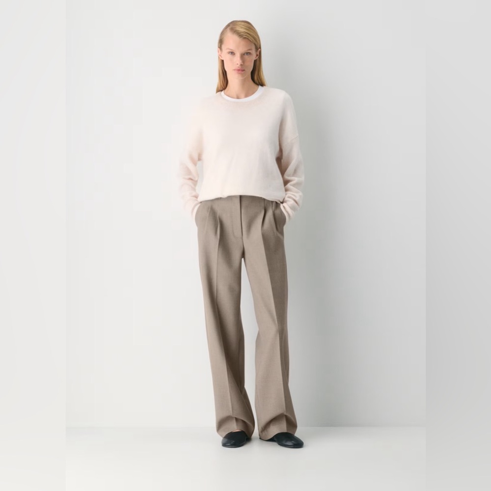 Aritzia The Effortless Pant™ - (Re)ssential Elegant Tan Wide Leg Trousers Sz 0 - Picture 7 of 17